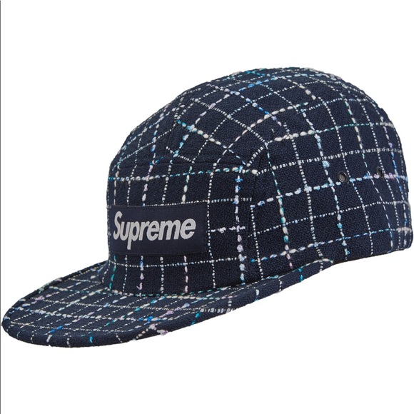 Brand new Supreme box logo Boucle hat.